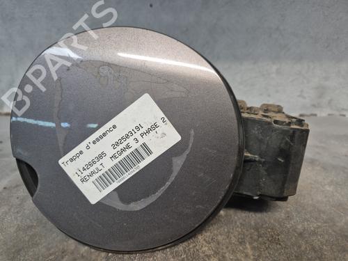 Used Fuel flap RENAULT MEGANE III Hatchback (BZ0/1_, B3_) 1.2 TCe (BZ16, BZ28) (132 hp) 30867965