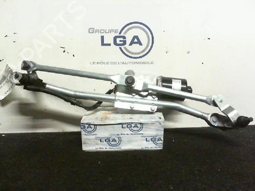 Used Front wiper motor BMW 1 (E81) [2006-2012]  13870581