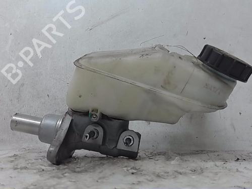 Used Brake master cylinder TOYOTA YARIS (_P9_) 1.3 VVT-i (SCP90_, SCP90R) (87 hp) 17099074