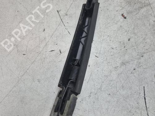 Used Rear windshield wiper arm Rear windshield wiper arm 38428263 38428263