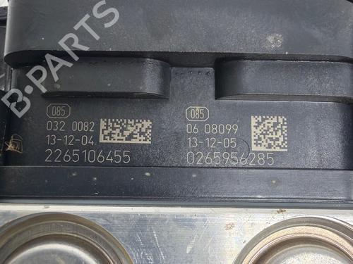 abs-bremseaggregat-renault-captur-i-j5_-h5_-2013-39500656 main image