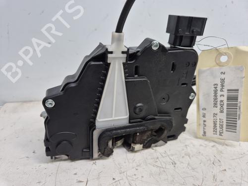 hjre-fortil-las-peugeot-boxer-van-2006-33210799 main image