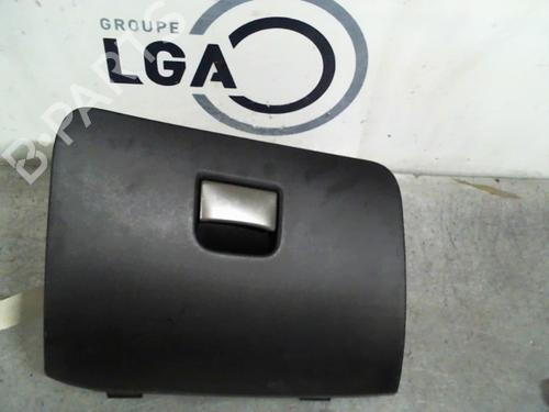 Used Glove box ALFA ROMEO MITO (955_) 1.4 TJet (955AXA1B) (155 hp) 13867641