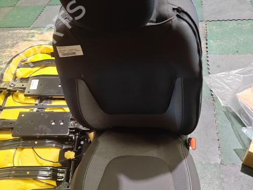 Right front seat RENAULT CAPTUR I (J5_, H5_) 0.9 TCe 90 | BP36146137C16 - Image 2
