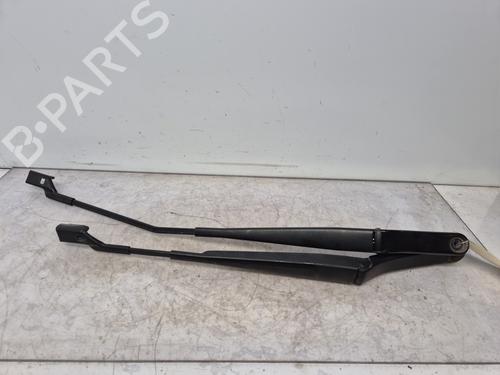Used Front windshield wiper arm SEAT IBIZA IV (6J5, 6P1) 1.2 TSI (90 hp) 32633153