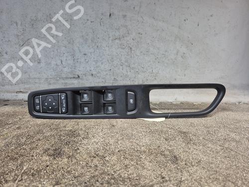Used Left front window switch RENAULT CLIO IV (BH_) 1.5 dCi 90 (90 hp) 29469148