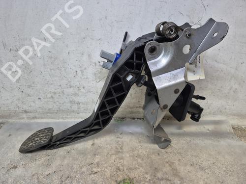 Used Clutch pedal MAZDA 6 Saloon (GJ, GL) 2.2 D (GJ2FP) (150 hp) 29550425