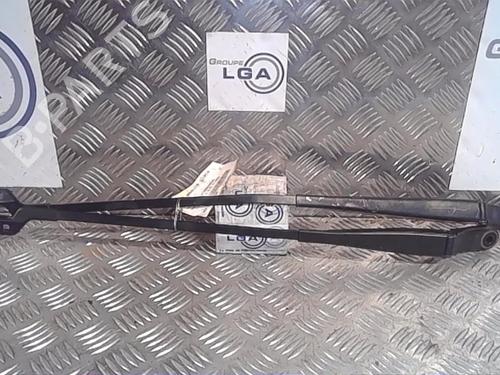 Used Front windshield wiper arm PEUGEOT 3008 I MPV (0U_) 1.6 HDi (112 hp) 14553176