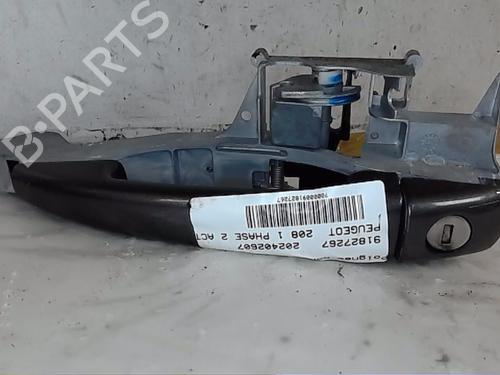 Used Front left exterior door handle PEUGEOT 208 I (CA_, CC_) 1.5 BlueHDI 100 (102 hp) 19539543