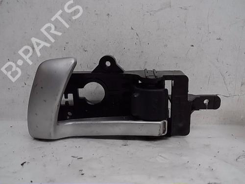 Used Front right interior door handle HYUNDAI SANTA FÉ II (CM) 2.2 CRDi 4x4 (155 hp) 13839058
