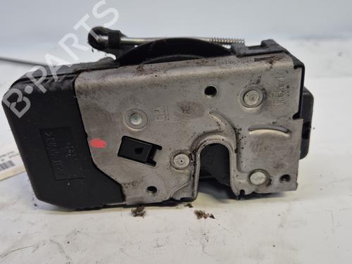 Used Front right lock RENAULT TRAFIC II Van (FL) 2.0 dCi 90 (FL0H, FL00, FL01, FL0M, FL0P, FL0S) (90 hp) 31119178