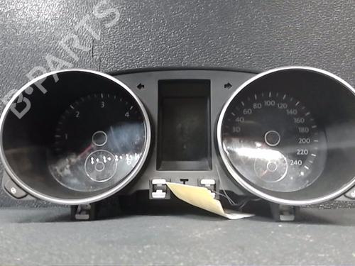 Used Instrument cluster VW GOLF VI (5K1) [2008-2014]  22940285
