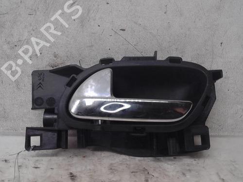 Venstre bak invendig håndtak PEUGEOT 5008 (0U_, 0E_) 1.6 HDi (112 hp) 16567615