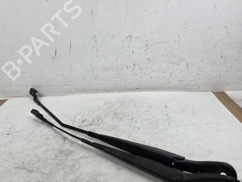 Used Front windshield wiper arm Front windshield wiper arm 39385240 39385240