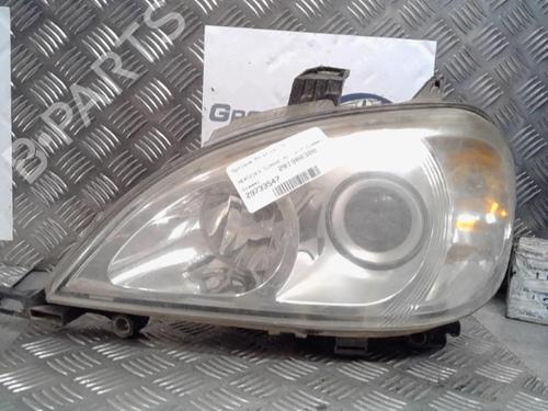 Used Right headlight MERCEDES-BENZ M-CLASS (W163) ML 270 CDI (163.113) (163 hp) 13864183