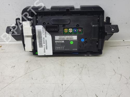 Used Display monitor Display monitor RENAULT MEGANE III Hatchback (BZ0/1_, B3_) [2008-2026] 35796685 35796685
