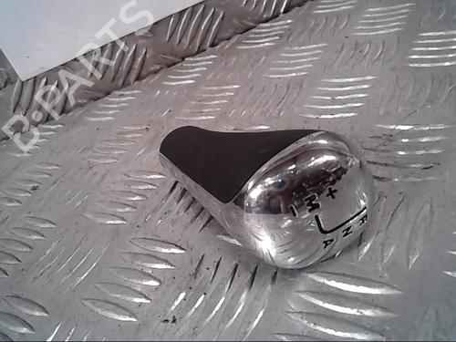 Gear lever PEUGEOT 208 I (CA_, CC_) 1.2 VTI 82 | BP13864106M90 