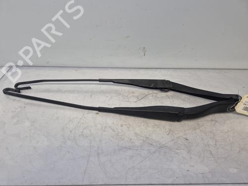 Used Front windshield wiper arm DACIA SANDERO II 1.5 dCi (90 hp) 31692339