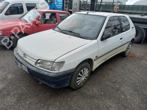 Used Parts PEUGEOT 306 Hatchback Van 1.8 D 4989762