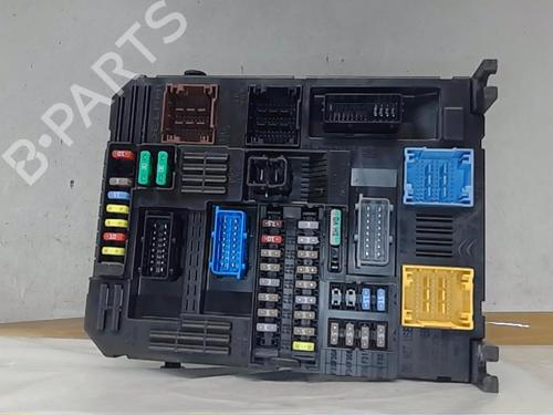Used Fuse box CITROËN C3 III (SX) 1.6 BlueHDi 75 (75 hp) 19282074