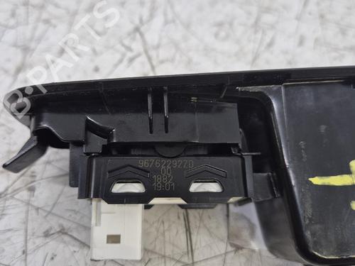 Used Right rear window switch Right rear window switch 38004363 38004363