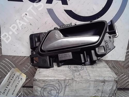 Used Rear left interior door handle PEUGEOT 3008 II SUV (MC_, MR_, MJ_, M4_) 1.5 BlueHDi 130 (131 hp) 13853321