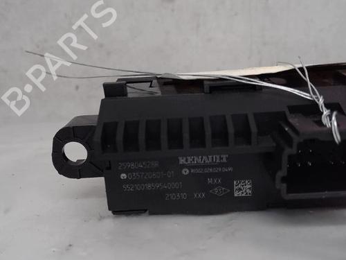 Headlight switch RENAULT ZOE (BFM_)  | BP15099649I24 