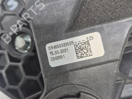 Clutch pedal RENAULT CLIO V (B7_) 1.0 TCe 90 (B7MT) | BP36834225I13 - Image 2