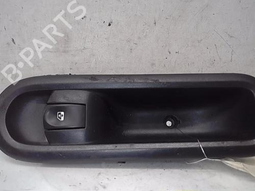 Used Right front window switch RENAULT CLIO III (BR0/1, CR0/1) 1.2 16V (BR02, BR0J, BR11, CR02, CR0J, CR11) (75 hp) 13837552