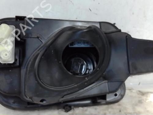 Used Fuel flap CITROËN C4 III (BA_, BB_, BC_) 1.2 PureTech 130 (BAHNSA, BAHNSB) (130 hp) 19577382