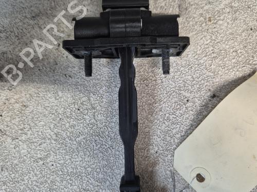 Used Hinge/Door check strap PEUGEOT 208 II (UB_, UP_, UW_, UJ_) 1.2 PureTech 100 (101 hp) 26945228
