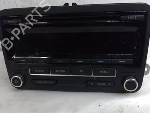 Used Radio VW POLO V (6R1, 6C1) 1.2 (60 hp) 22212332