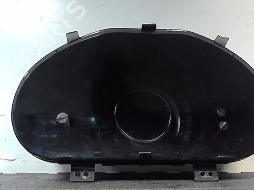 Used Instrument cluster KIA SPORTAGE III (SL) 1.7 CRDi (116 hp) 23396094