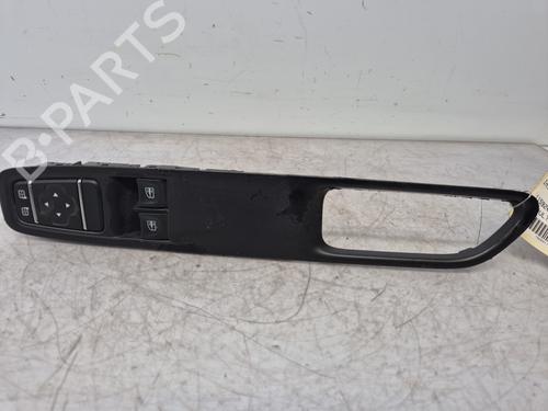 Used Left front window switch RENAULT CLIO IV (BH_) 1.2 16V (73 hp) 32332181