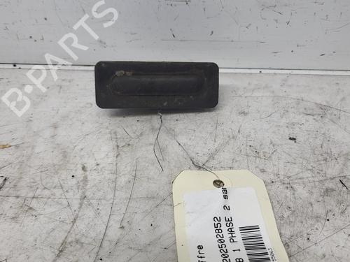Comutador Comutador PEUGEOT 208 I (CA_, CC_) 1.6 HDi / BlueHDi 75 (75 hp) 35465761 35465761