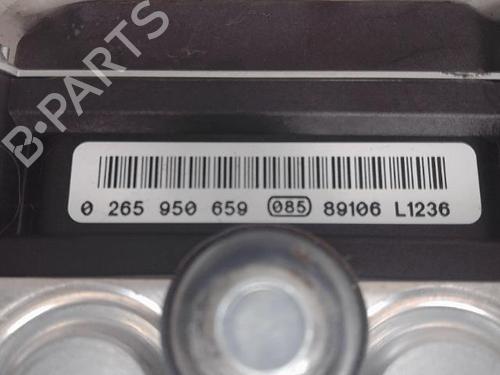 Used ABS pump PEUGEOT 407 Coupe (6C_) 2.0 HDi (136 hp) 16567881
