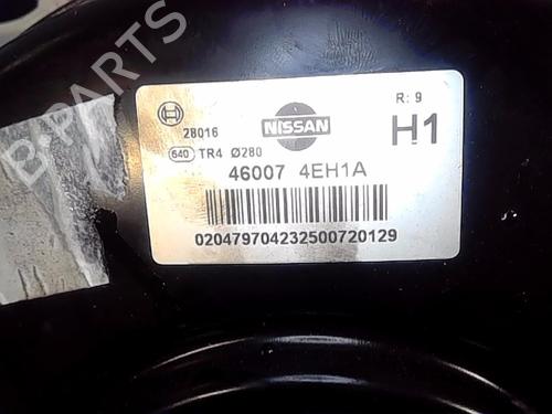 Used Servo brake RENAULT KADJAR (HA_, HL_) 1.2 TCe 130 (HLMR) (130 hp) 14555427