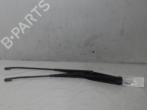 Used Front windshield wiper arm BMW X3 (E83) [2003-2011]  15189456