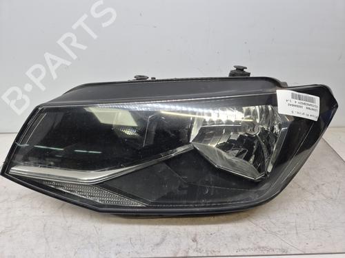 Used Left headlight VW CADDY IV MPV (SAB, SAJ) [2015-2020]  33210865