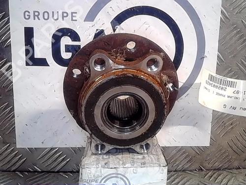 Used Left front steering knuckle RENAULT KADJAR (HA_, HL_) 1.2 TCe 130 (HLMR) (130 hp) 14556287