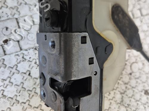 Front right lock PEUGEOT 208 I (CA_, CC_) 1.2 VTI 82 | BP26227578C97 