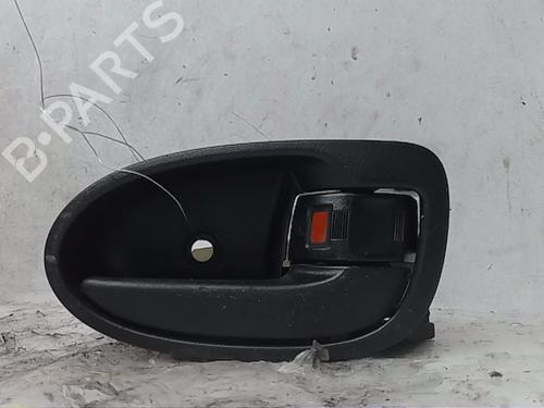 Høyre foran invendig håndtak TOYOTA YARIS (_P9_) 1.3 VVT-i (SCP90_, SCP90R) (87 hp) 17099060