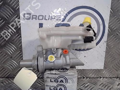 Used Brake master cylinder RENAULT ESPACE V (JR_) 1.6 TCe 200 (200 hp) 14521404