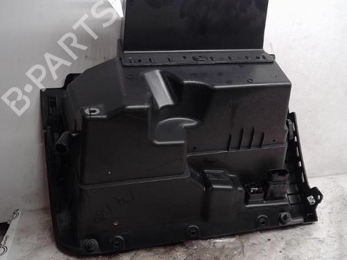 Used Glove box VW POLO V (6R1, 6C1) 1.2 TSI (105 hp) 17176705
