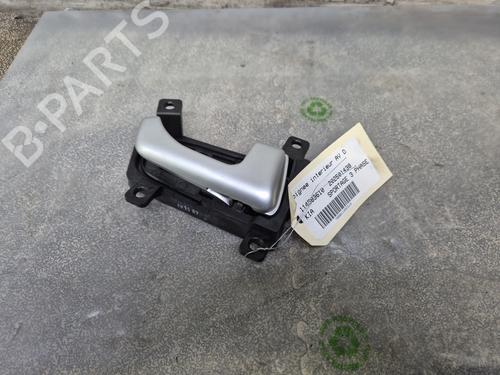 Used Front right interior door handle KIA SPORTAGE III (SL) [2009-2017]  30556239