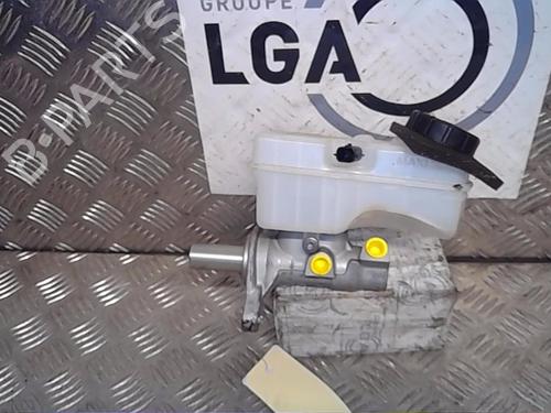 Used Brake master cylinder DACIA LODGY (JS_) 1.3 TCe 130 (JSNE) (131 hp) 14522437