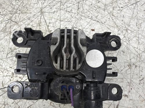 Used Left front fog light Left front fog light 38548414 38548414