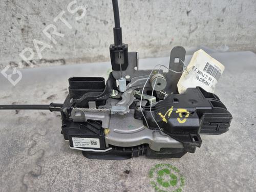 Used Front right lock VOLVO V40 Hatchback (525) D4 (190 hp) 30310742