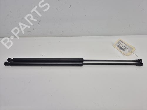 Used Tailgate lift support Tailgate lift support PEUGEOT 106 II (1A_, 1C_) 1.4 i (75 hp) 34143679 34143679