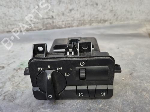 Used Headlight switch BMW 3 (E46) 320 d (150 hp) 30501556